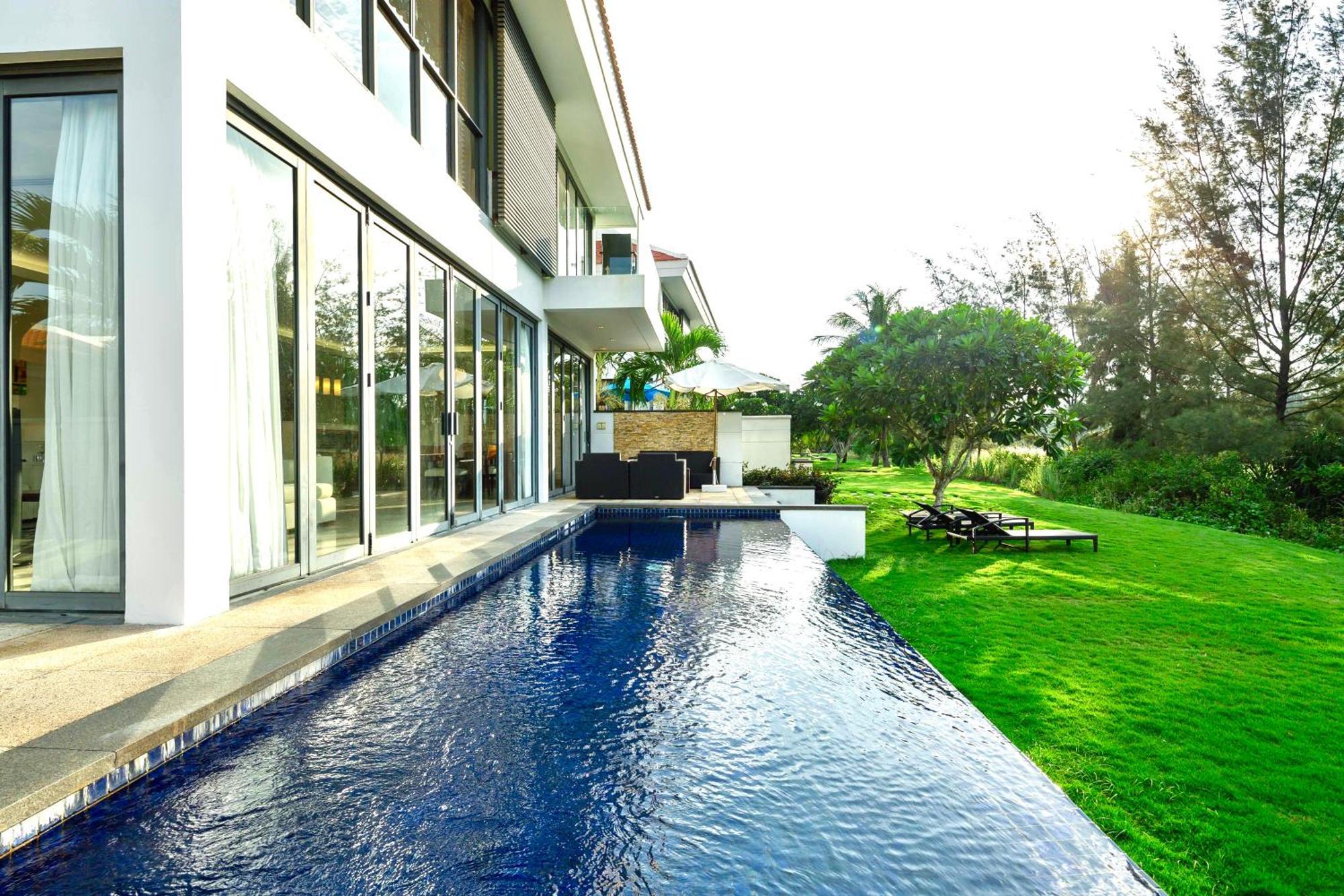Memories Holiday Beach Villa Đà Nẵng Kültér fotó