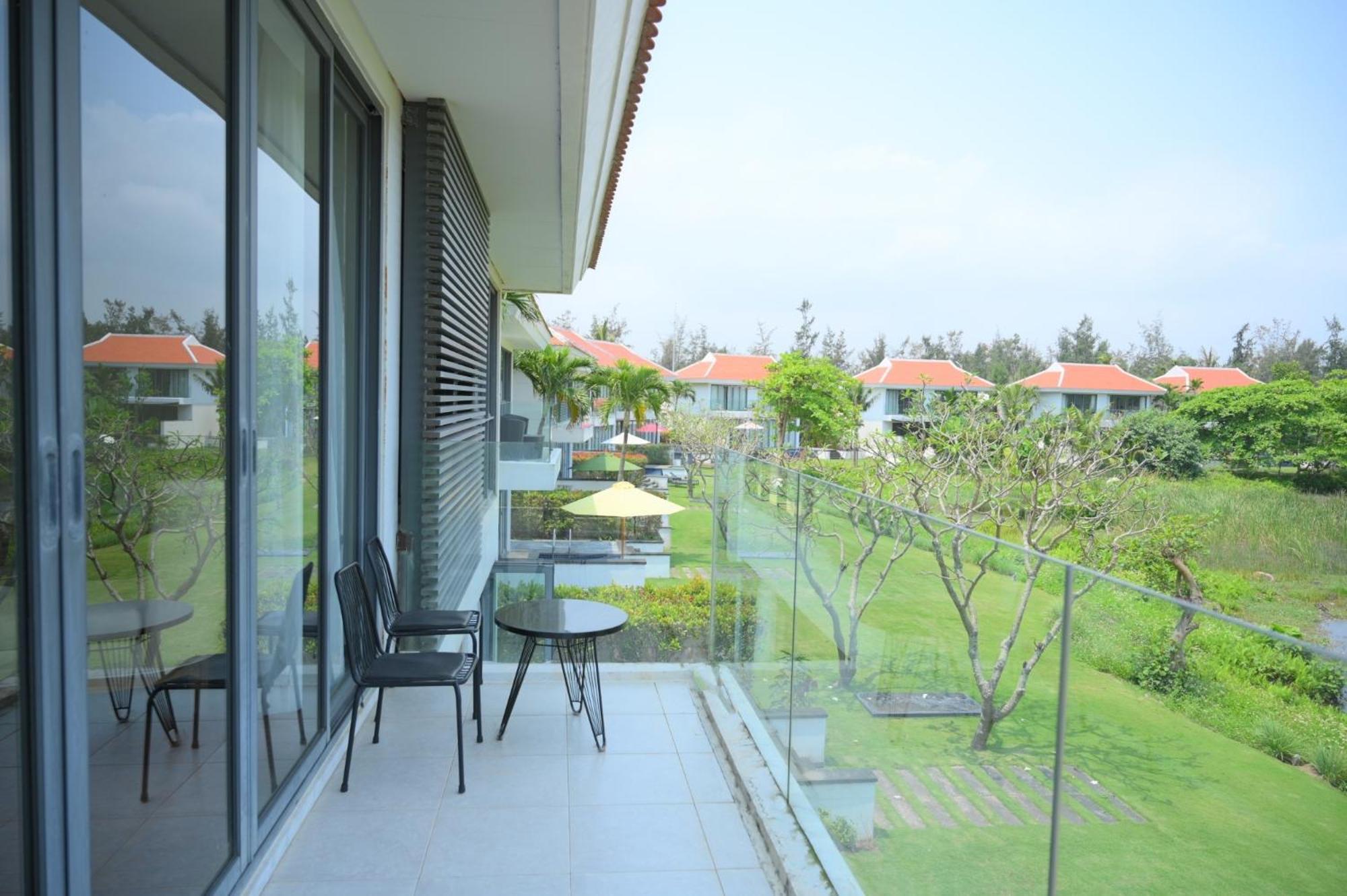 Memories Holiday Beach Villa Đà Nẵng Kültér fotó